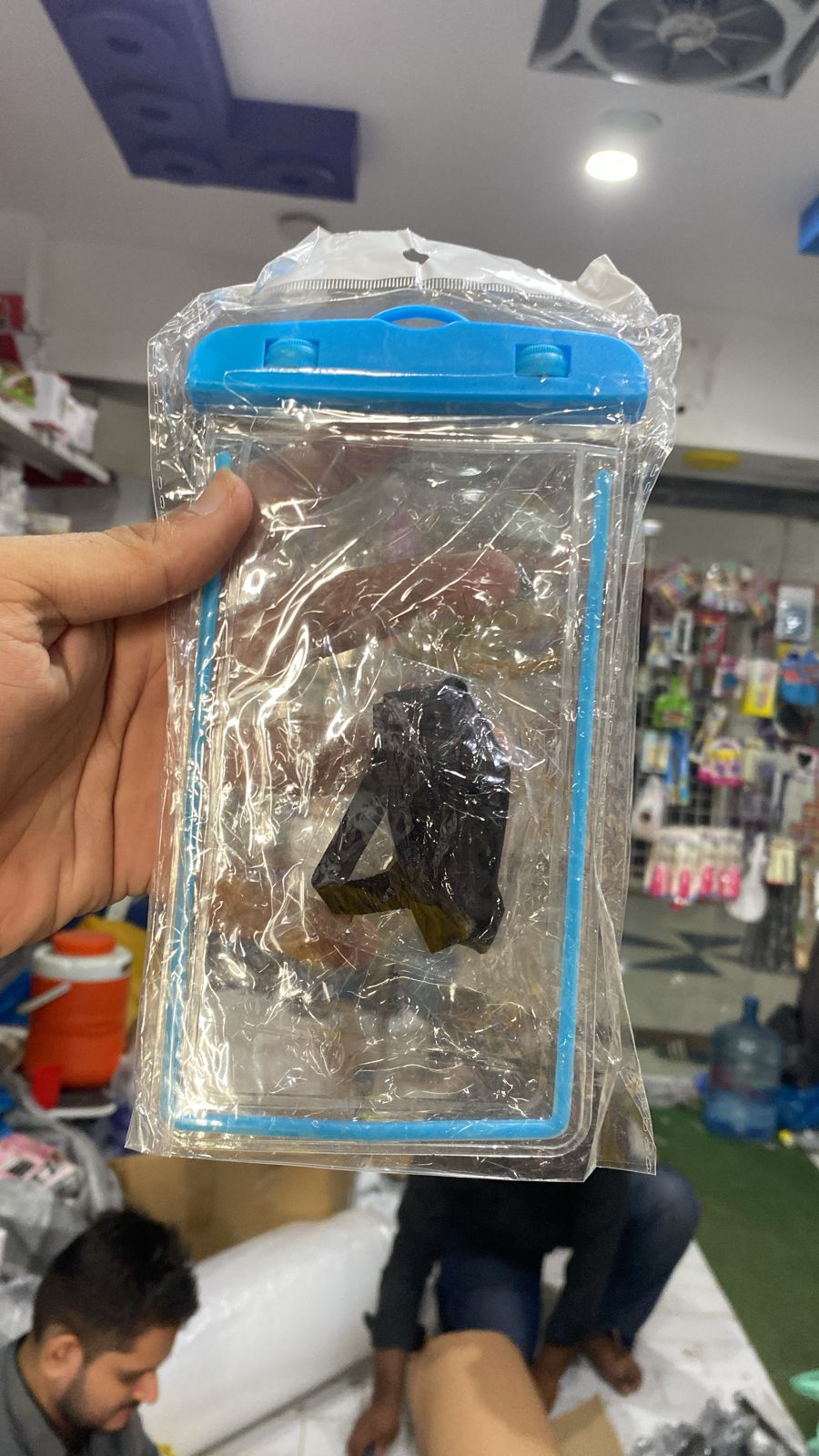 Water Proof Cover Bag for Mobile (random color) - Image 3