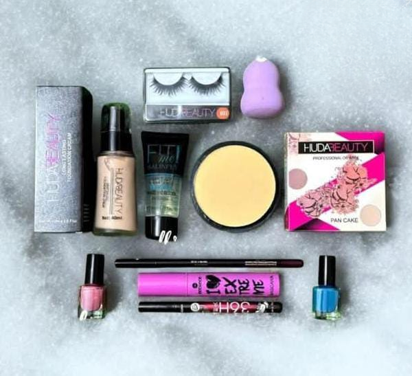 Perfect 10 Beauty Pack / Eyelashes, Beauty , Blender, Foundation ,Primer , Pan Cake , Nail Paint 2 , Eyeliner Mascara Lip Pencil - Image 2