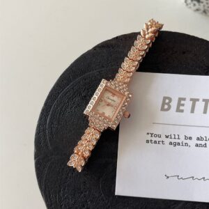 Elegance Imported Korean Shape Trending Leaf Watch for Women