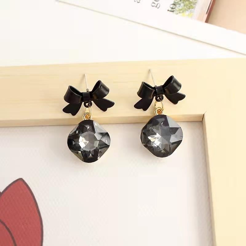 AWJ-166 Bow Shape Korean Earrings – Elegant Fashion Jewellery, Stylish Accessory for Women - Image 2