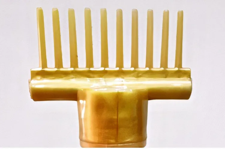 Hair Oil Applicator Bottle, Root oiling Comb bottle for Hair Coloring, Shampoo, Oiling, Dye, and Scalp Treatment for home & commercial (Empty Bottle) - Image 3