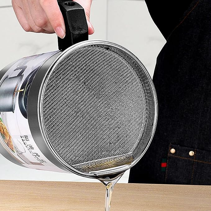 Oil Fryer Cookerwith Stainless Steel Fine Mesh with Lid Food Grade Iron Cooking Oil Filter Machine with Handle for Kitchen(1.4L) - Image 3