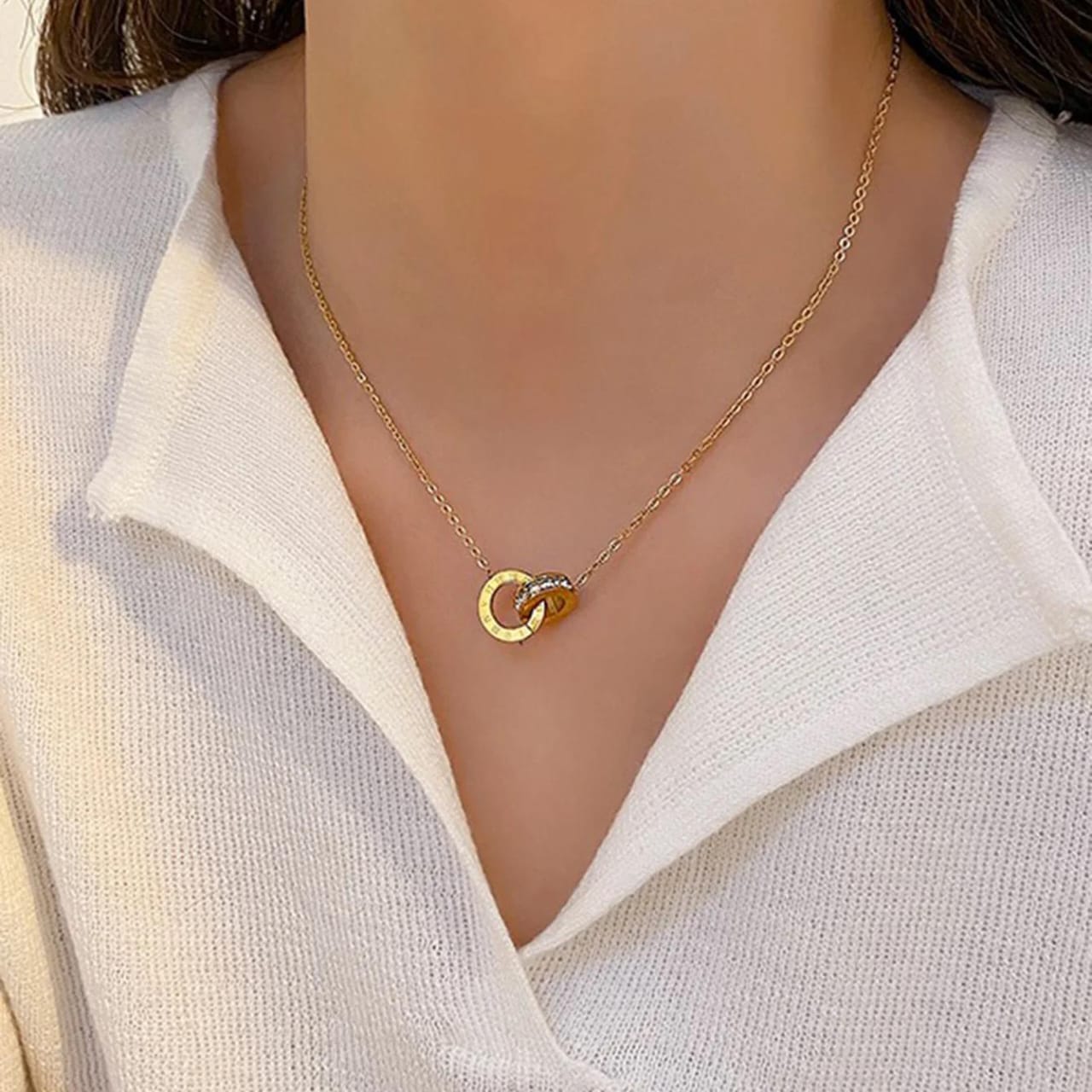 QCT-175 Roman Circle Stainless Steel Necklace – Elegant Jewellery, Stylish Accessory for Women - Image 3
