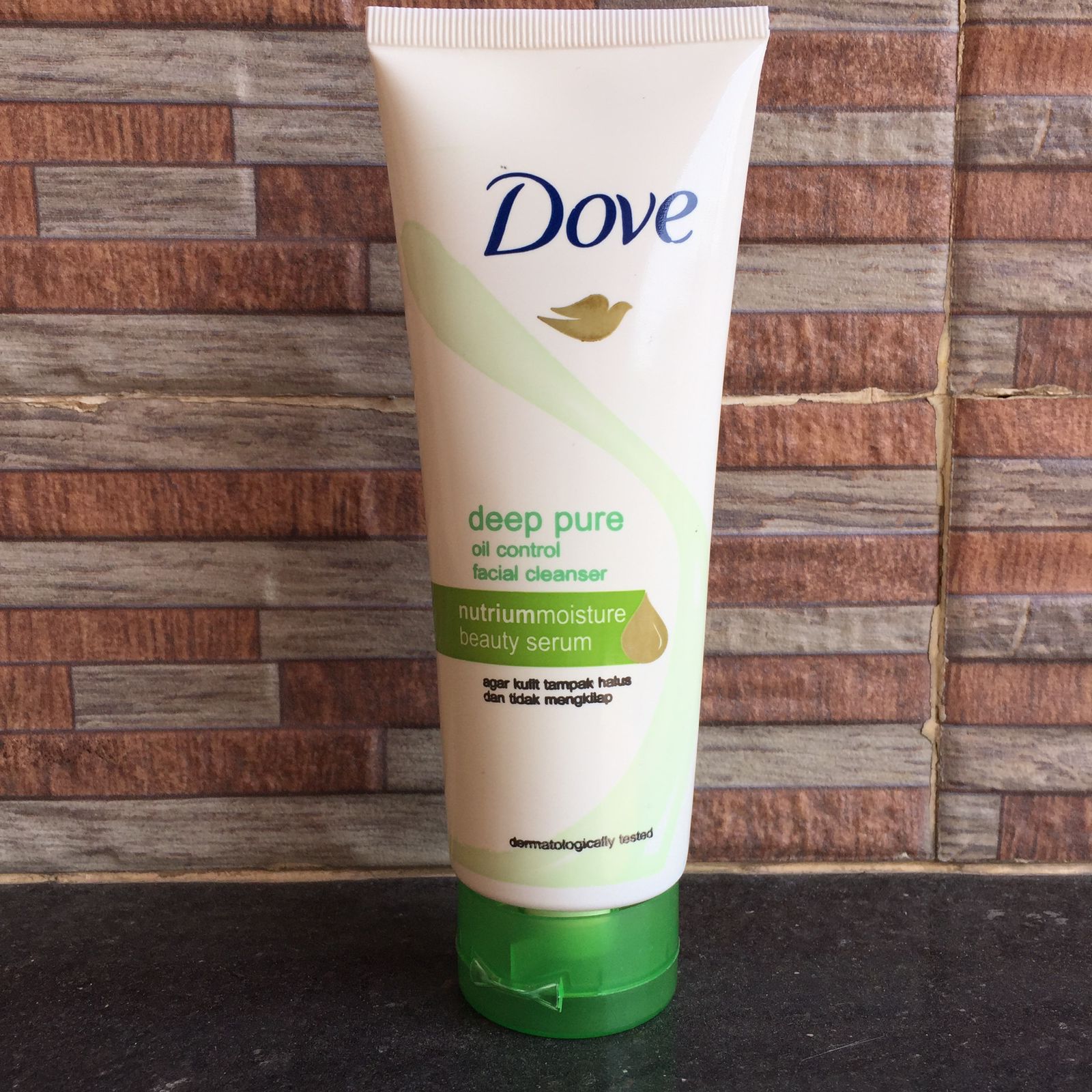 Dove Facial Cleanser Beauty Moisture, Inner Glow & Deep Pure 100g - Image 2