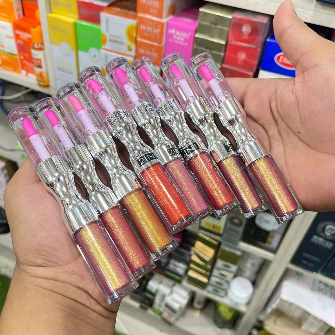 2 in 1 Hydrating Lipgloss + Lip Oil(random color) - Image 2