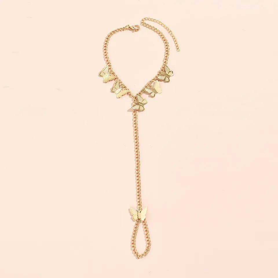 Beautiful Butterfly Hand Charm Bracelet for Girls – Elegant Alloy Bracelet (Golden & Silver) - Image 3