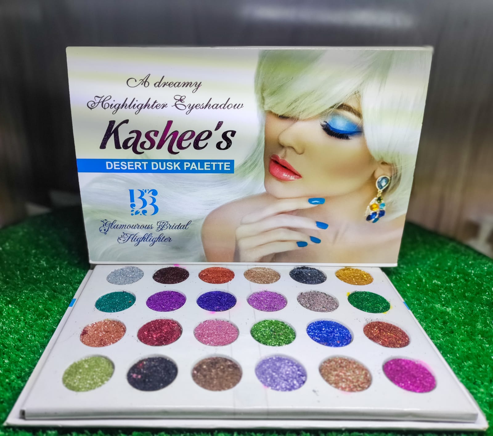 24 Colors Eyeshadow Palette Professional Makeup Pallete for Girls | Girls Makeup Kit | Eyeshadow Palette | Beauty Makeup kit (random shades) - Image 2