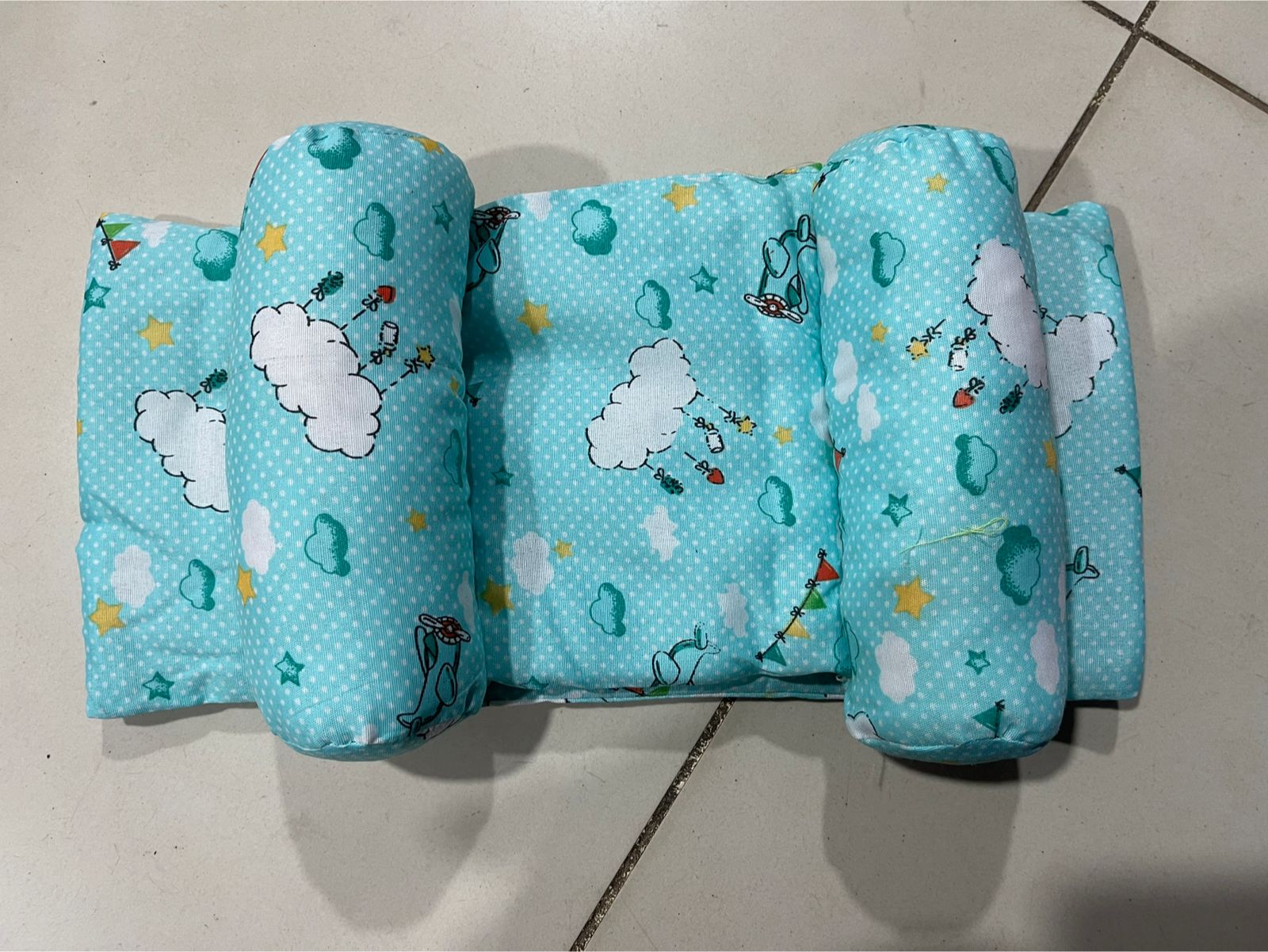 Soft Head Shaping Newborn Pillow for Flat Head Prevention, Breathable & Portable Infant Cushion - Baby Head Shaping Pillow - Adjustable Newborn Baby Head Shaping Pillow ( Random Color & Design ) - Without Box - Image 5