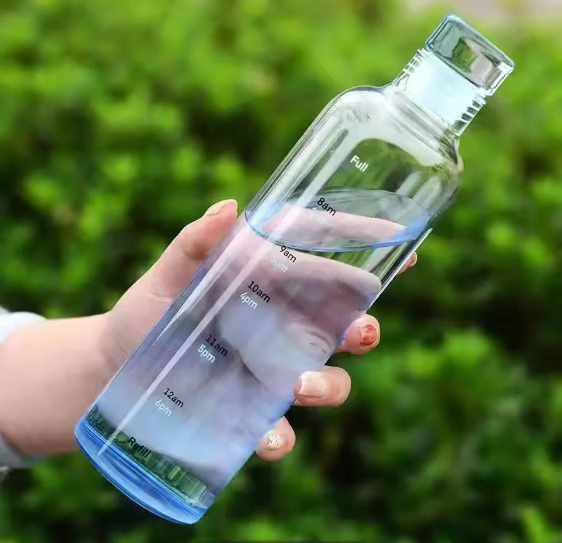 Transparent Plastic Water Bottle 500ml Durable Lightweight And Easy To Carry | Random Colour - Image 2