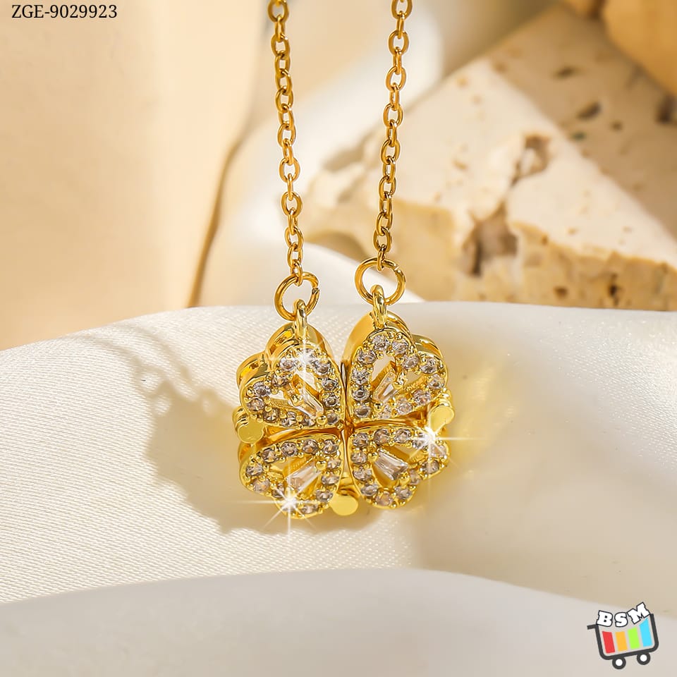 ZGE-923 Korean Magnetic 4 Leaf Clover Pendant Necklace – Elegant 2 Ways Wearable Jewellery for Women - Image 2