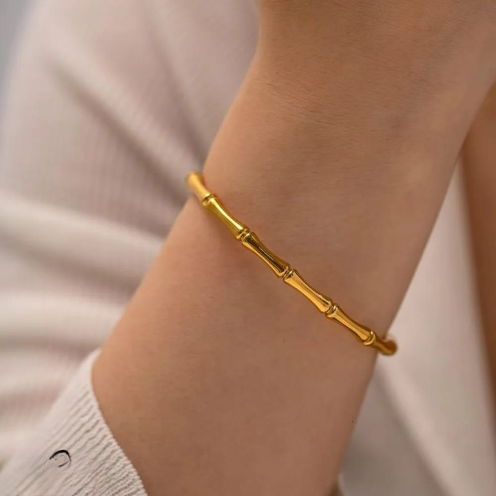 Bamboo Trending Korean Bangle - Jewelry Product Designed For Wrist Wear And Daily Ornament Routine (SKU: QRT-201) - Image 2