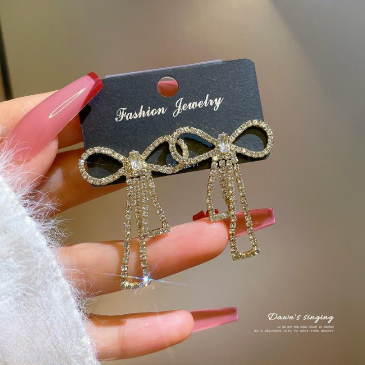 PQT-985 Touch Of Glamour To Your Look With These Bow Shape Zircon Korean Earrings – Color Golden - Image 5