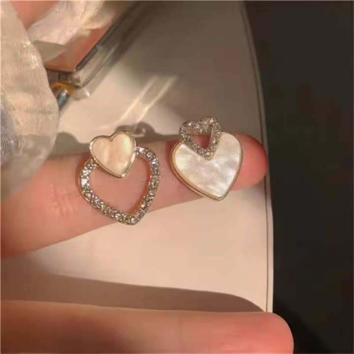 PJT-987 Beautifull Korean Heart Shape Zircon Earrings for Women – Sparkling Black & White Crystal Studs, Fashion Jewelry Gift for Everyday Wear and Special Occasions - Image 4