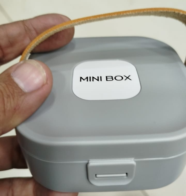 Jewelry Organizer Box | Portable Jewelry Storage Box | Sleek | Portable | Multi-Functional Travel Jewelry Organizer | Durable | Compact Ring | Necklace | Earring Storage Boxes With Mirror | For Travel | Home | Gift Option - Random Color - Image 4